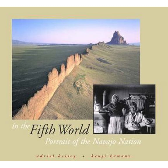 Pre-Owned In the Fifth World: Portrait of the Navajo Nation (Paperback) 1887896317 9781887896313