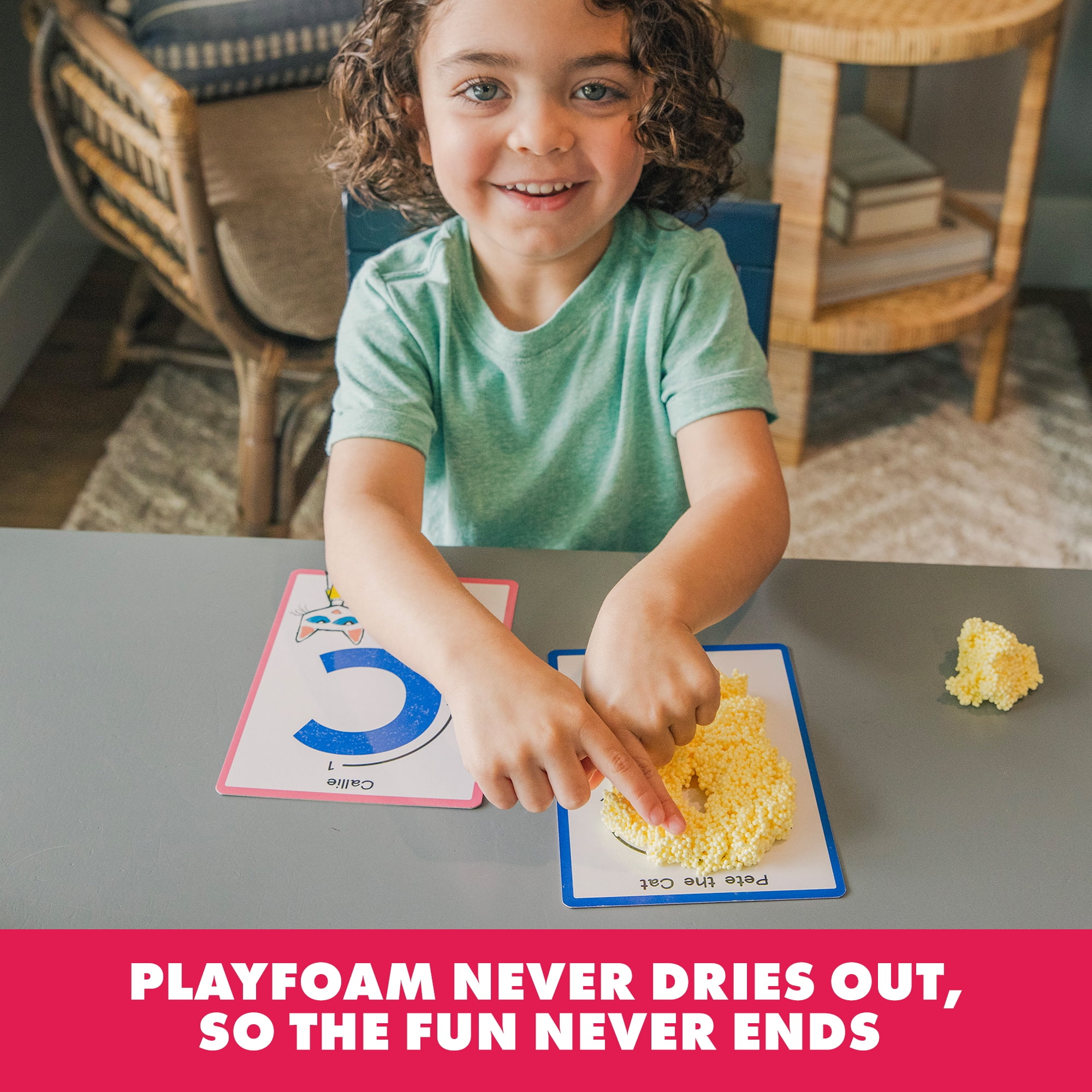 Educational Insights Pete the Cat Playfoam Shape & Learn Pete the Cat Groovin' Alphabet Set with 8 Playfoam Bricks, 13 Double-Sided Cards, Gift for Kids Ages 3+
