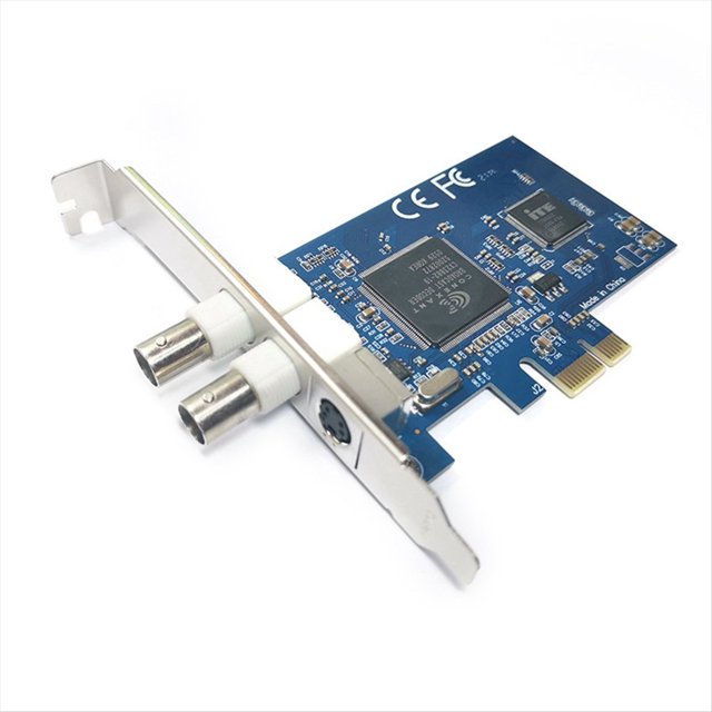 tarjeta de captura pcie a bnc cx23880+8892 chip pcie terminal de vigilancia av/s tarjeta de captura de video sv2000 vista en tres cuartos de una tarjeta PCIe azul con conector de borde dorado, dos puertos BNC montados en placa metálica, conector mini DIN y chips visibles; apta para captura de video y vigilancia en sistemas Windows compatibles.