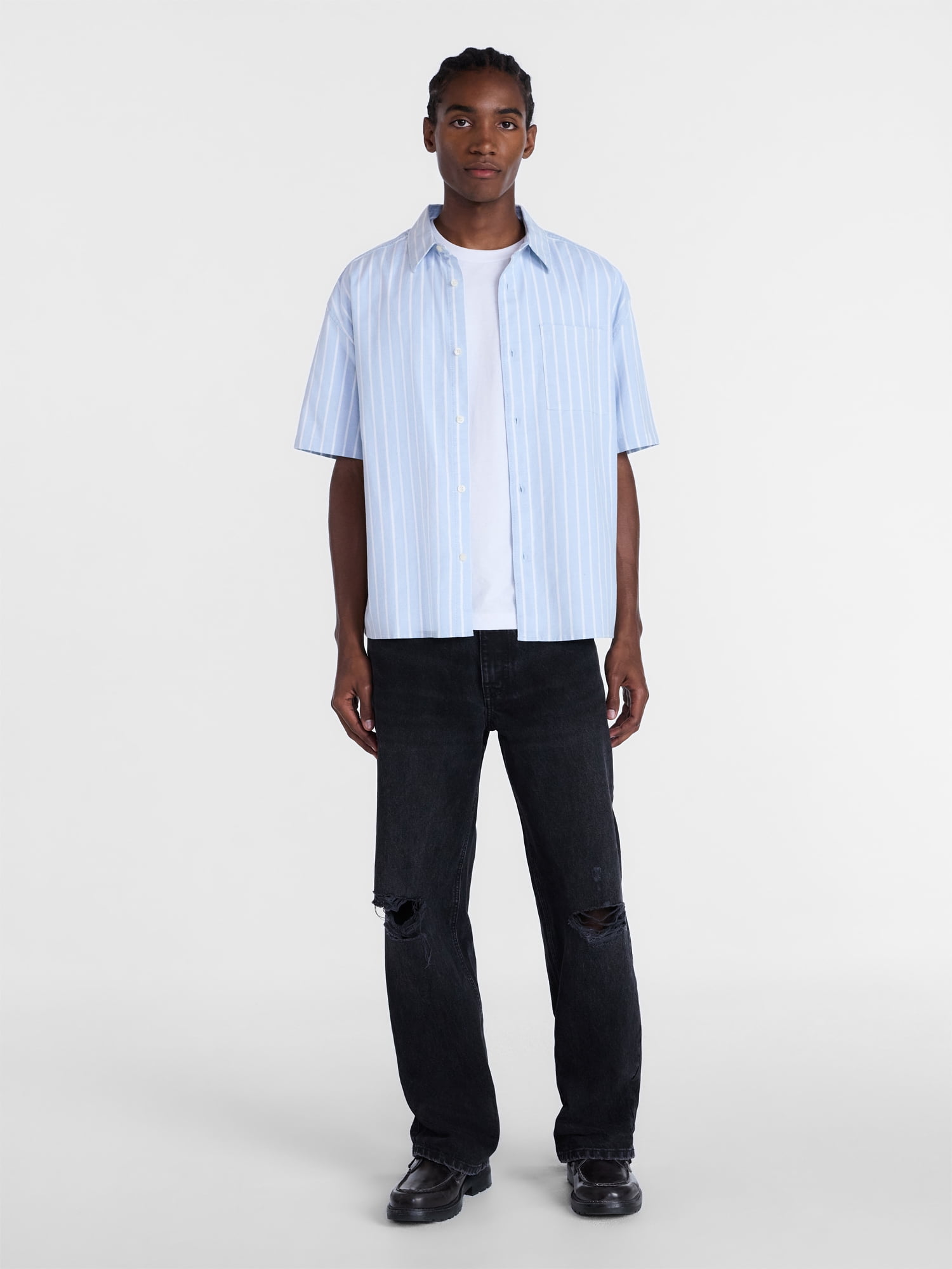 No Boundaries Boxy Cropped Fit Oxford Shirt with Short Sleeves, Men's XS-5XB