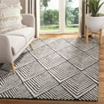 thumbnail image 2 of SAFAVIEH Micro-Loop Horatio Diamond Trellis Wool Area Rug, Charcoal/Ivory, 2'6" x 4', 2 of 4