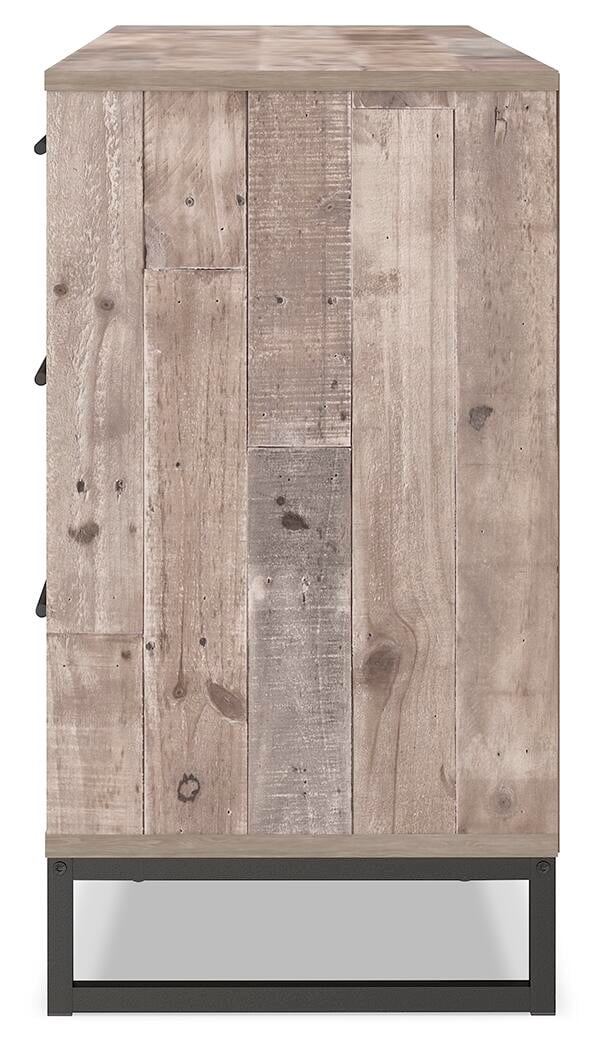 Signature Design by Ashley Casual Neilsville 6 Drawer Dresser, Whitewash