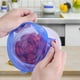 thumbnail image 4 of Juego de tapas elásticas de silicona de 12 cubiertas elásticas reutilizables para alimentos en microondas, cubiertas para cuencos para latas, tazas y tarros de vidrio, 4 of 5