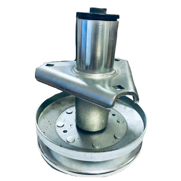 John Deere Original Equipment Spindle (SINGLE) - AM128048