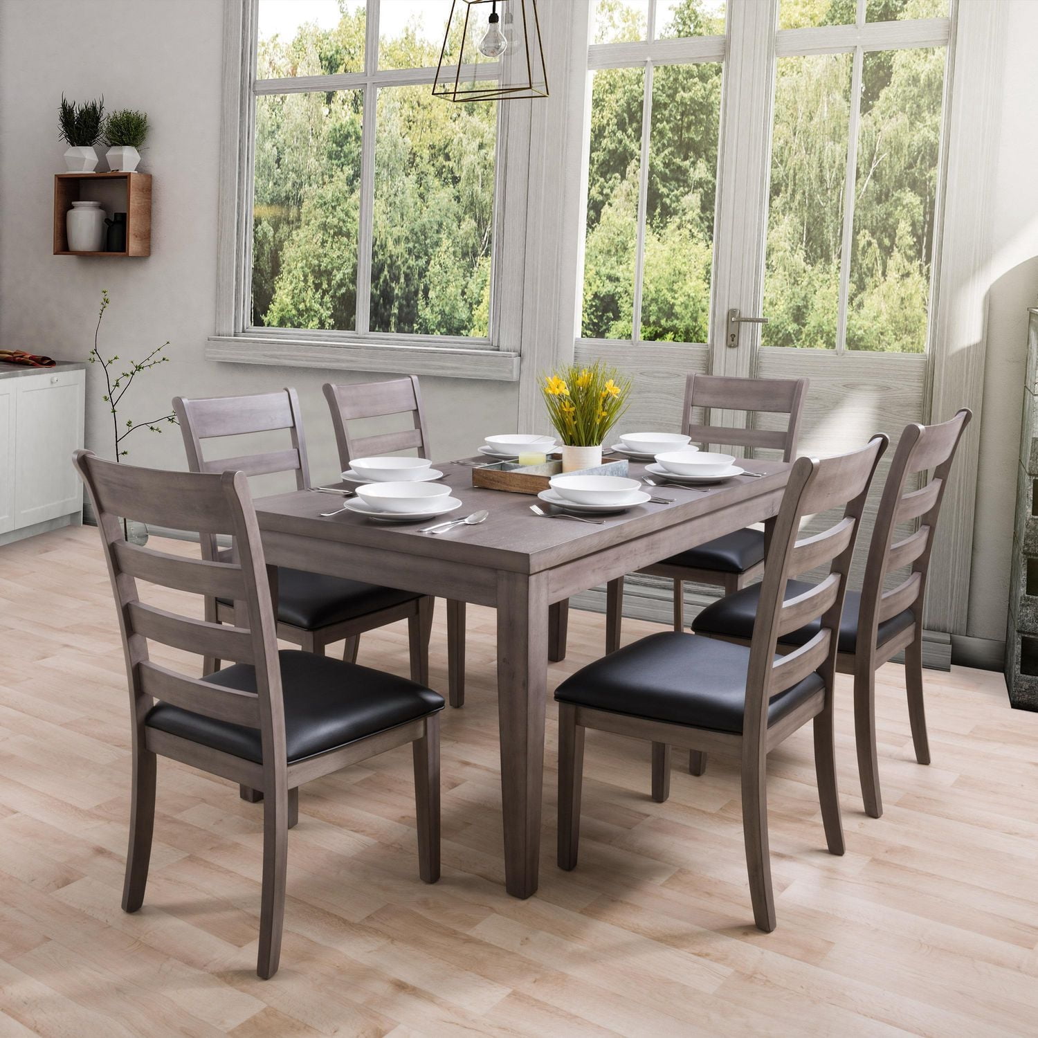 Table à manger d'intérieur classique CorLiving New York en bois massif et contrecollé gris délavé pouvant accueillir jusqu'à 6 personnes