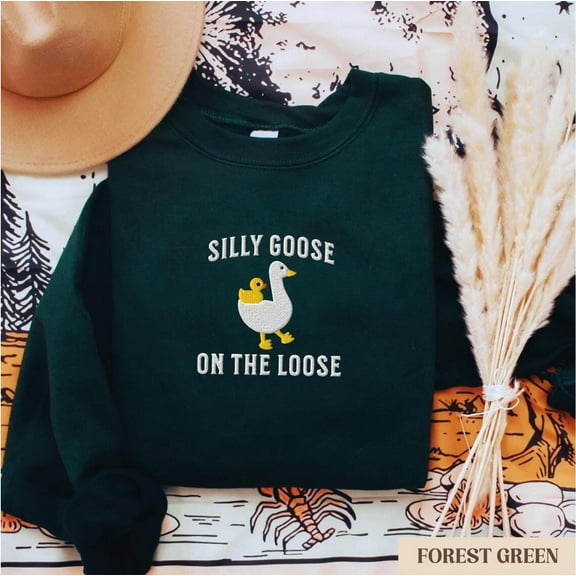 Embroidered Silly Goose Sweatshirt, Funny Goose Crewneck, Silly Goose Shirt, Embroidered Funny Sweatshirt, Cute Animal Crewneck, Cozy Gift