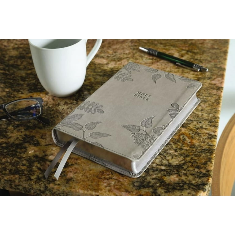 洋書 One Complete Collection Niv, Compact Center-Column Reference Bible, Leathersoft, Stone