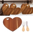 thumbnail image 1 of Plato Con Forma De Corazón, Tabla De Queso Y Tenedor Para Mantequilla, Juego De Cortador, Tabla De Pan De Charcutería De Madera, Plato Con Orificio Para Colgar Para Cocina, 1 of 7