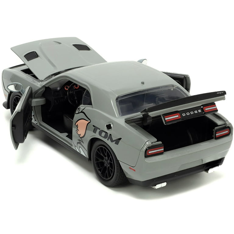 Jada Toy Collectible: 2015 Dodge Challenger Hellcat Gray, 'Tom and