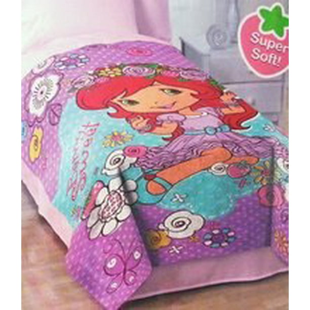 Strawberry Shortcake "Simply Sweet" Blanket