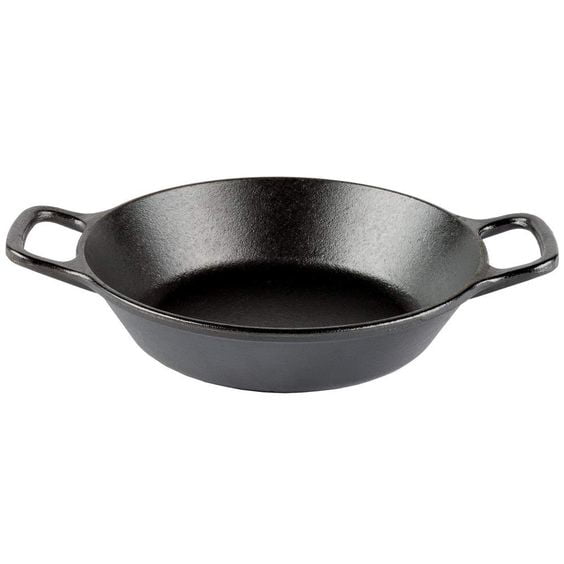 Lodge L3GP 6 1/2 Pre-Seasoned Cast Iron Grill Pan with Walnut Finish Wood  Underliner and Black Silicone Handle Holder
