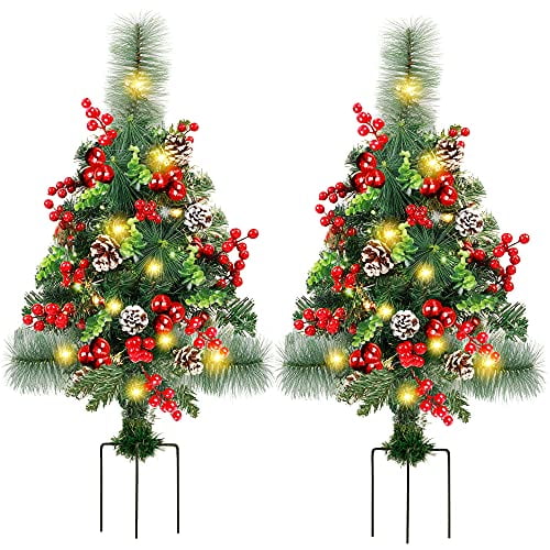 GUOOU Ensemble de 2 Arbres de Noël Pré-Éclairés de 30 Pouces, Décorations de Noël Extérieures pour Porche, Allée, Jardin, avec 66 Lumières LED, Baies Rouges, Ornements Boules Rouges