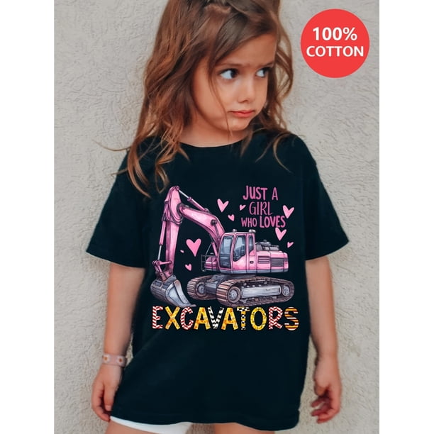 Camiseta de verano para niña, 100 % algodón, con estampado de excavadora de dibujos animados: cuello redondo, manga corta y dobladillo asimétrico.