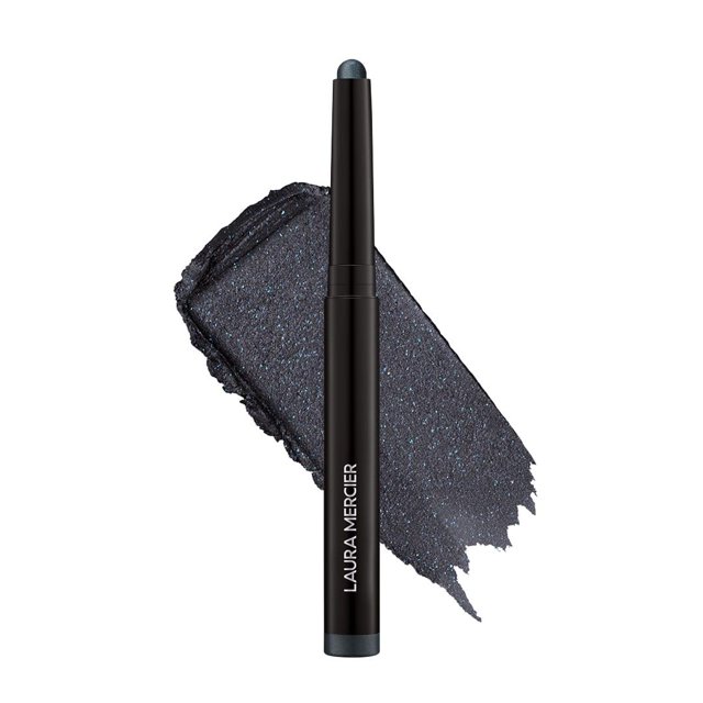Sombra de ojos en crema Caviar Stick de Laura Mercier: acabado brillante, 24 horas de duración, larga duración, color intenso, fácil de difuminar y aplicar, resistente al agua, con ácido hialurónico,