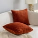 thumbnail image 1 of Fundas de almohada Kevin Textile Fall de algodón supersuave de 45 x 45 cm, 1 of 7