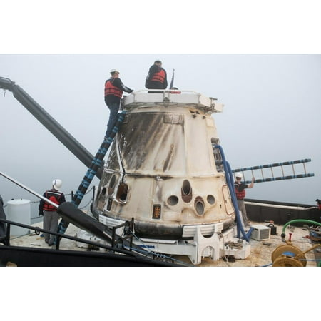 Spacex's Dragon Capsule Shortly after Arriving at a Port Near Los Angeles Print Wall (Best Places To Visit Near Los Angeles California)