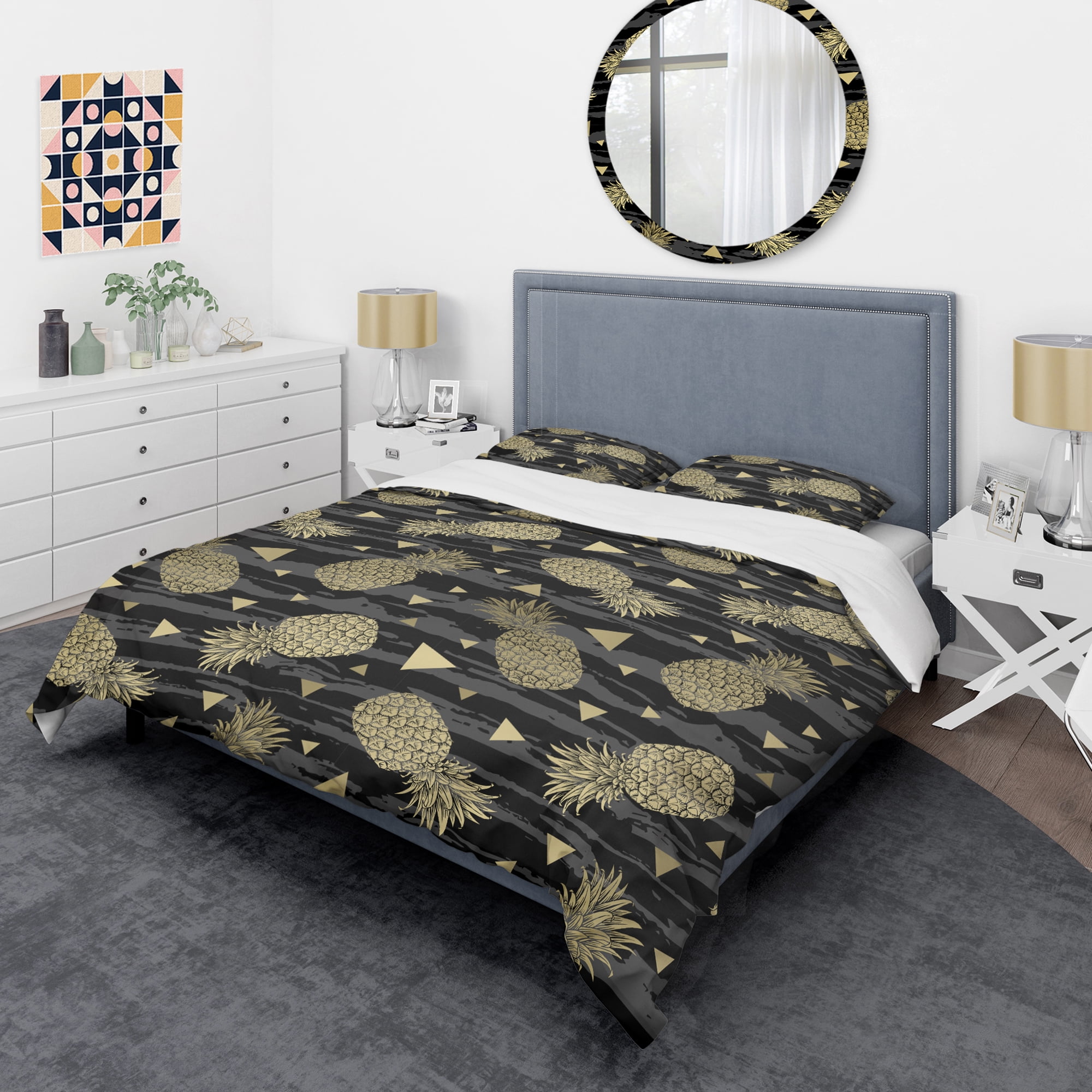 Designart 'Golden Pineapple On Black' Mid-Century Modern Duvet Cover Set