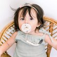 thumbnail image 2 of Ryan yamp; Rose Cutie PAT Chupete Teether (Etapa 1, Marfil) Ryan y Rose Ryan y Rose, 2 of 2
