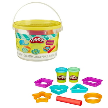 Play-Doh Cookie Treats Bucket Playset with 7 Tools and Storage Container, Kids Toys