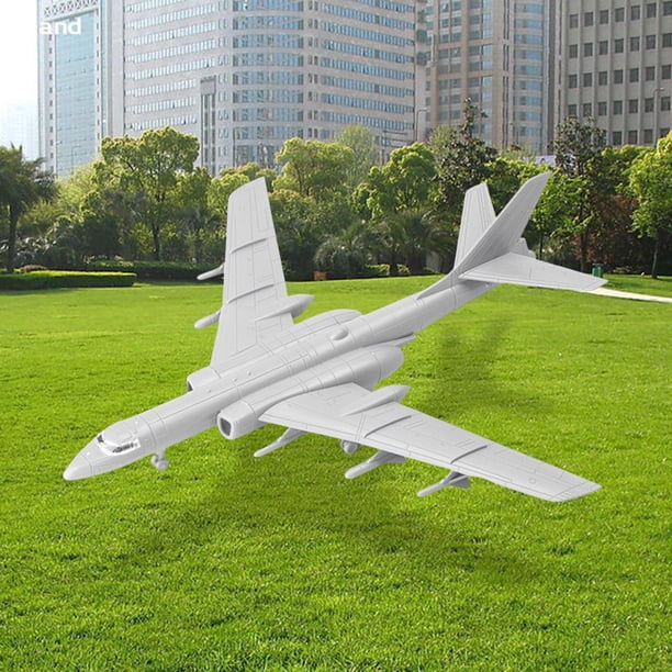 Modelo Ensamblado de Juguete de avión de ataque perfecl escala 1/144 con soporte H 6K