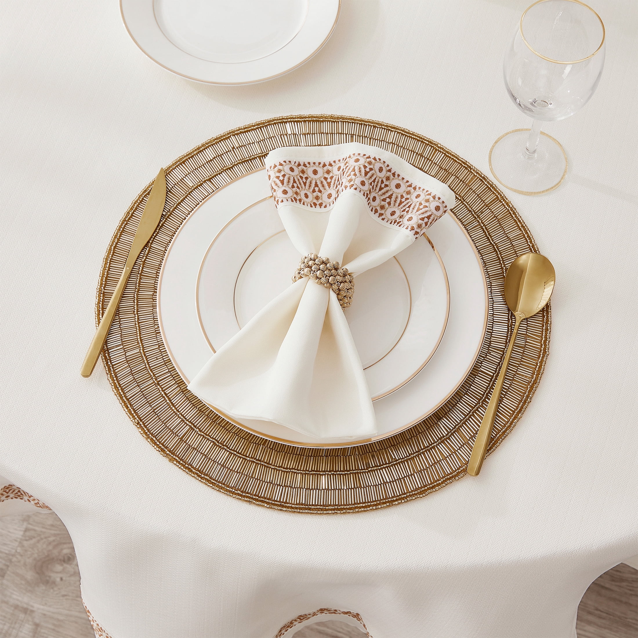 Sofia Home Jacquard 70" Round Tablecloth, Cream by Sofia Vergara