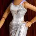 thumbnail image 3 of Muñeca de Moda Bratz Charmz Yasmin con Pulsera de Charms Coleccionables, 3 of 9