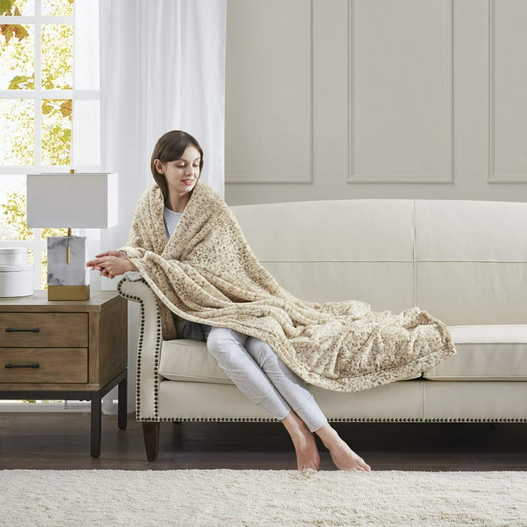 Madison Park Luxury Oversized Faux Fur Throw Soft Plush Luxury Stripes  Design 60x70 Blanket, Leopard - Walmart.com