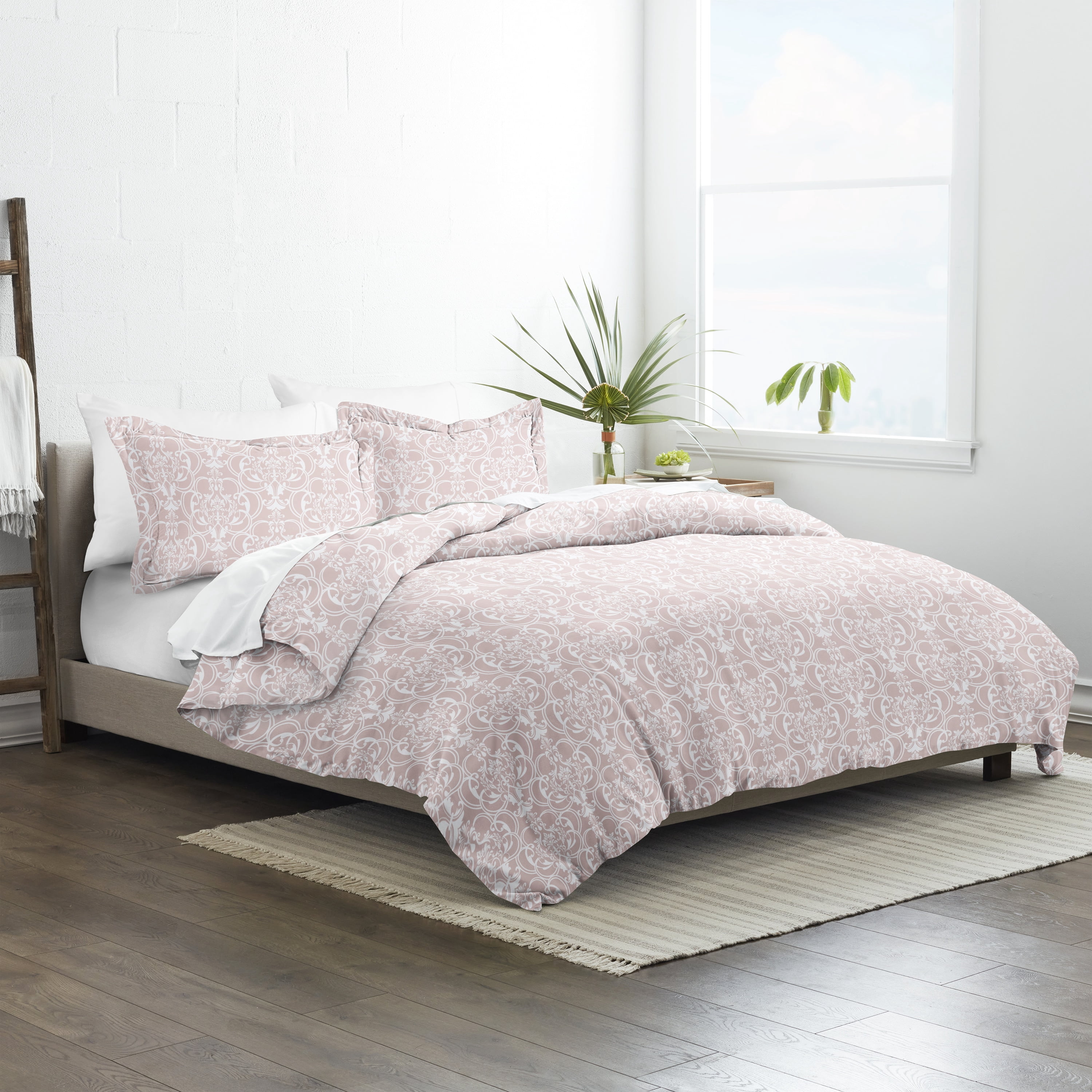 Noble Linens Pink Romantic Damask Pattern 3-Piece Duvet Cover Set, King/Calking