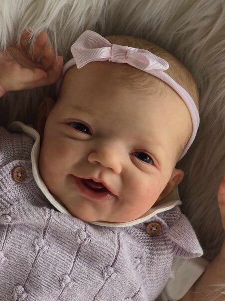 Lifelike 20 inch Reborn Baby Dolls - Realistic Newborn Baby Doll Girl Real Life Baby Dolls with Clothes and  Accessories Gift for Kids Age 3+