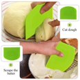 thumbnail image 5 of Juego De 2 Piezas De Plástico De La Tarjeta Del Rascador De Masa, Para El Divisor De Masa Para Hornear Pasteles De Pastel De Pan (Blanco Verde). Afortunado Sencillez, 5 of 5