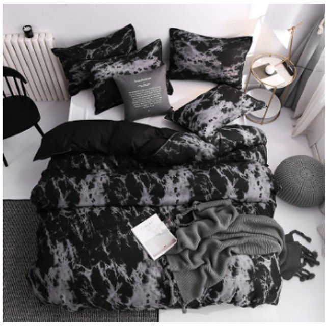 New four-piece bedding set