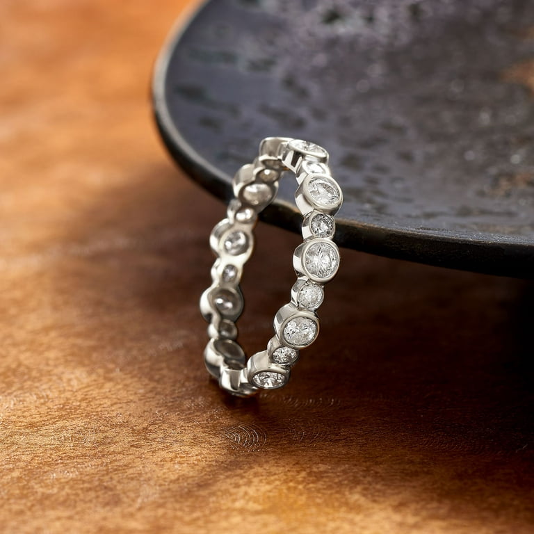 店舗や値段 Ross-Simons 0.50 ct. t.w. Bezel-Set Diamond Ring in
