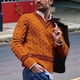thumbnail image 4 of Suéter de Cuello en V para Hombre, Informal, de Punto , Ajustado, de Larga, para Otoño e Invierno. Amarillo XL, 4 of 5