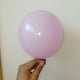 thumbnail image 3 of Globo redondo de macarrón grueso de 10 pulgadas y 2,2 g para ceremonia de apertura de bodas, diseño de fiesta de cumpleaños, color caramelo, 3 of 5