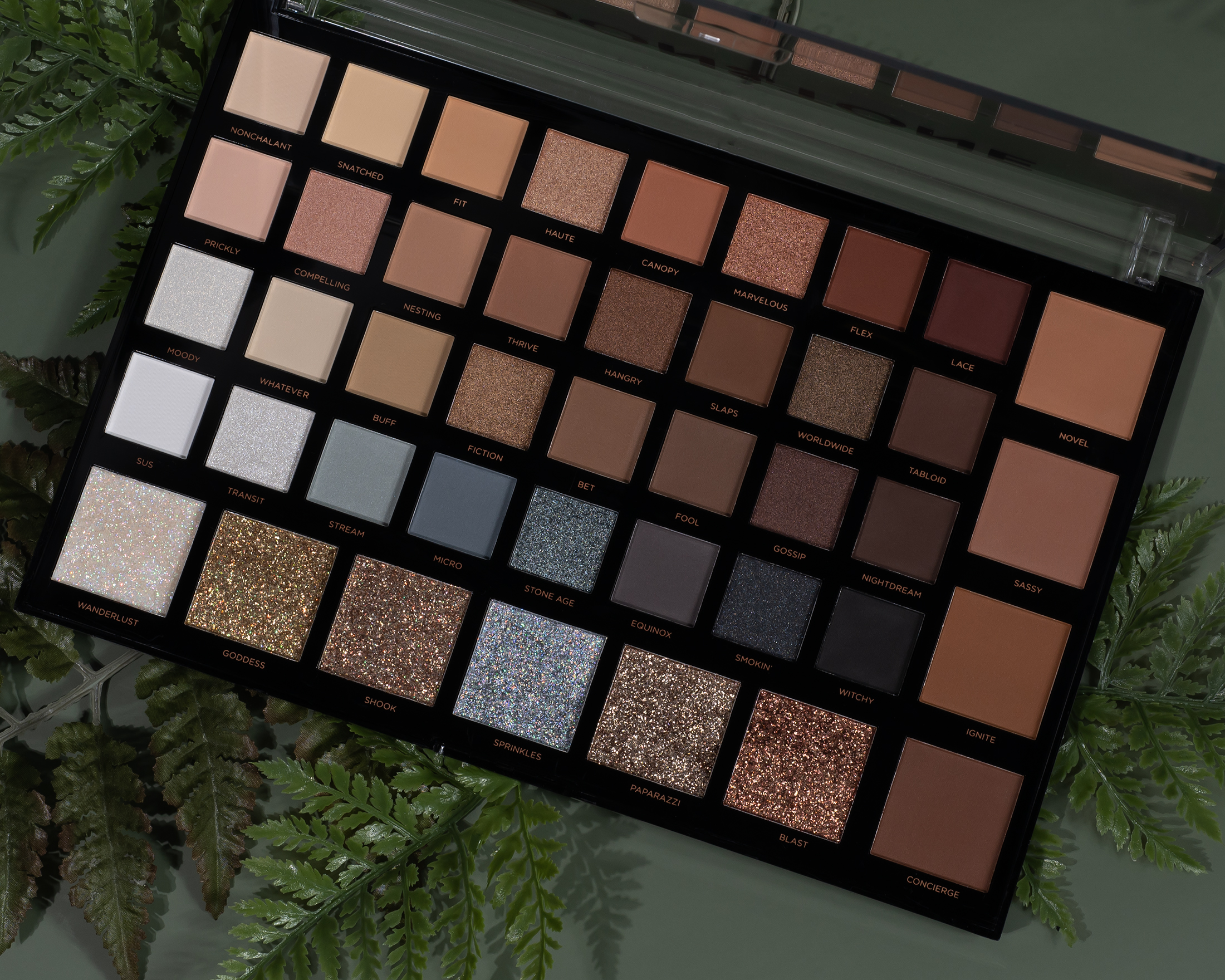 Profusion Moonstone 42 Shade Eyeshadow Palette photo 2