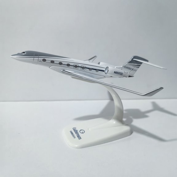 Azerbaijan Airlines Gulfstream G650 Aircraft Diecast 1/200 Scale Planes Airplane Model Plane Model Gift