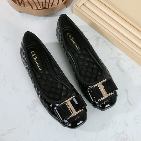 

1 Pair Of Metal Decor Patent Leather Flats