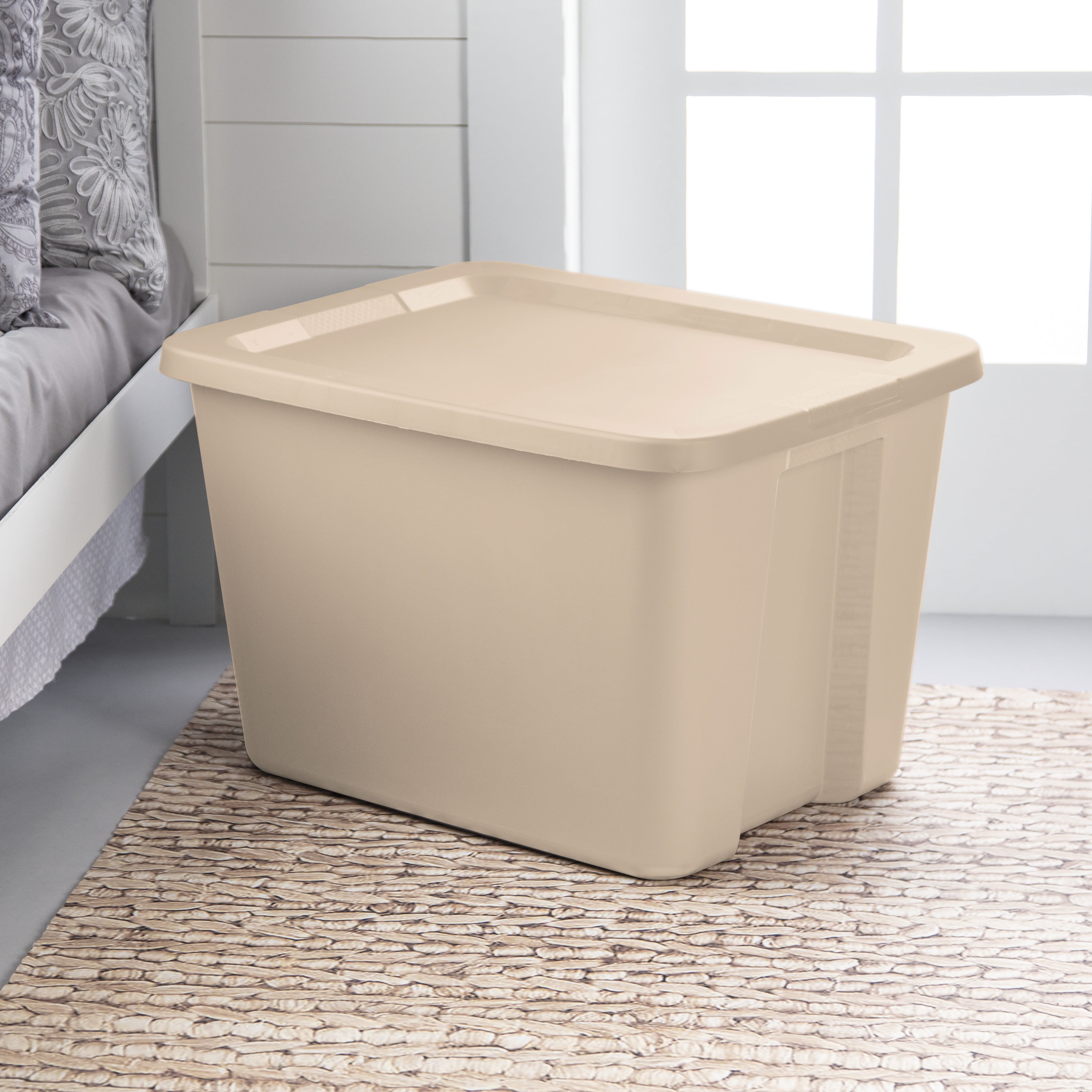 Sterilite Large Storage Bin, 18 Gallon Plastic Storage Container with SnapOn Lid, Tan  (图4) Sterilite Large Storage Bin, 18 Gallon Plastic Storage Container with SnapOn Lid, Tan  (图4)
