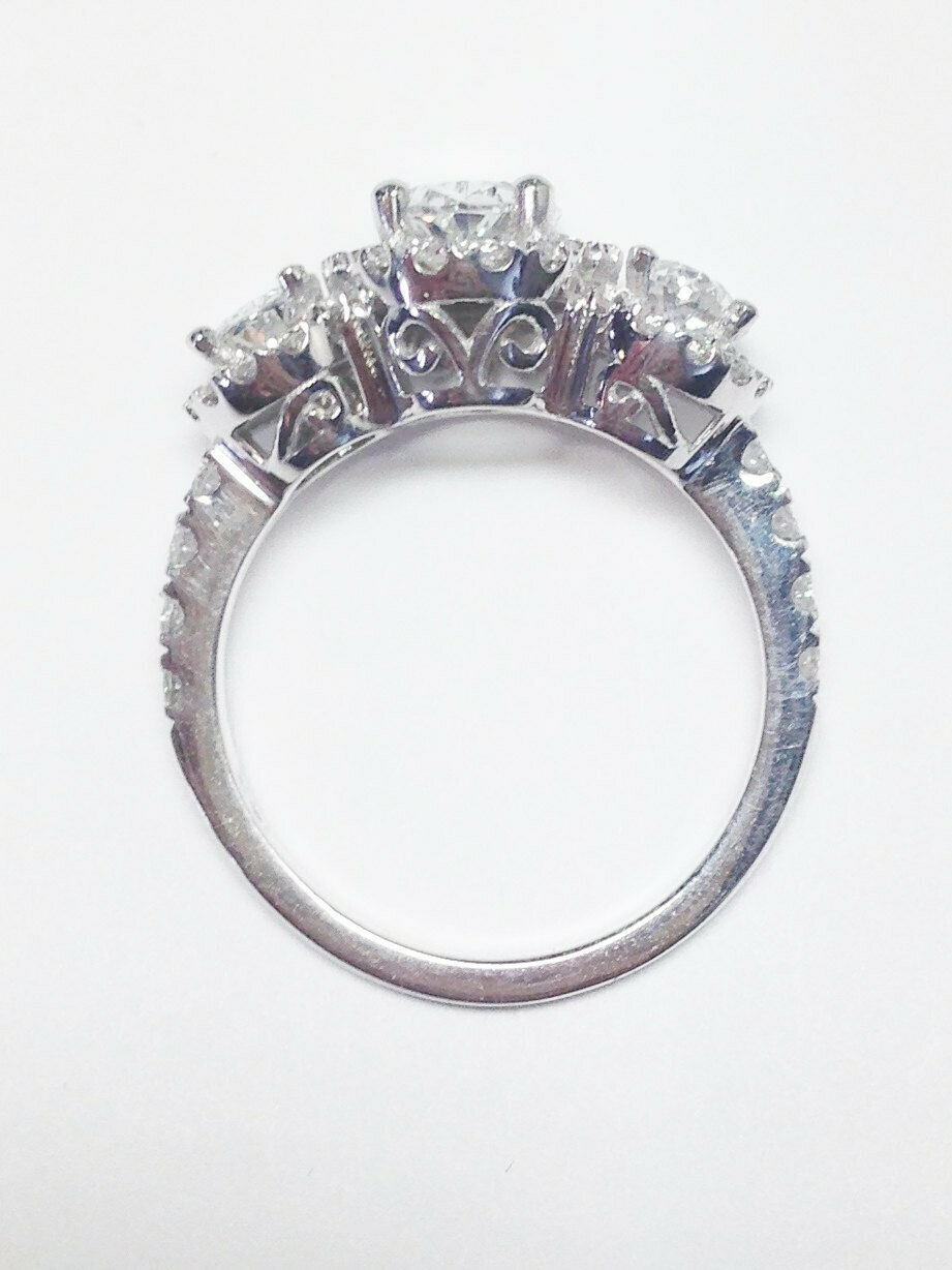 HeartsAndYou 5ct Oval Cut Moissanite Cocktail Ice Halo Engagement Ring for Women 18k White Gold over Silver
