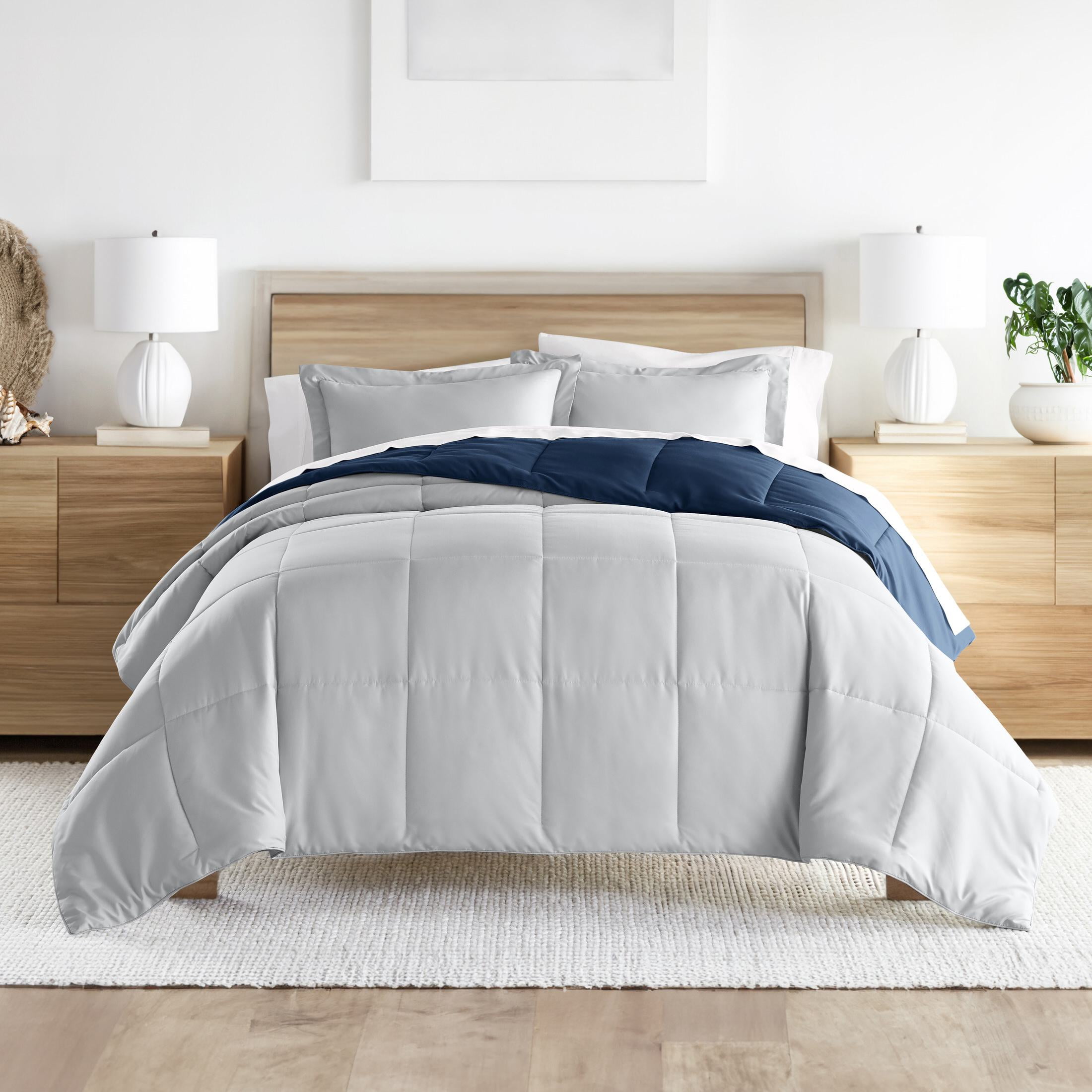 Noble Linens Soft 2-Piece Navy & Gray Reversible All Season Lightweight Down Alternative Comforter Set, Twin/Twin XL