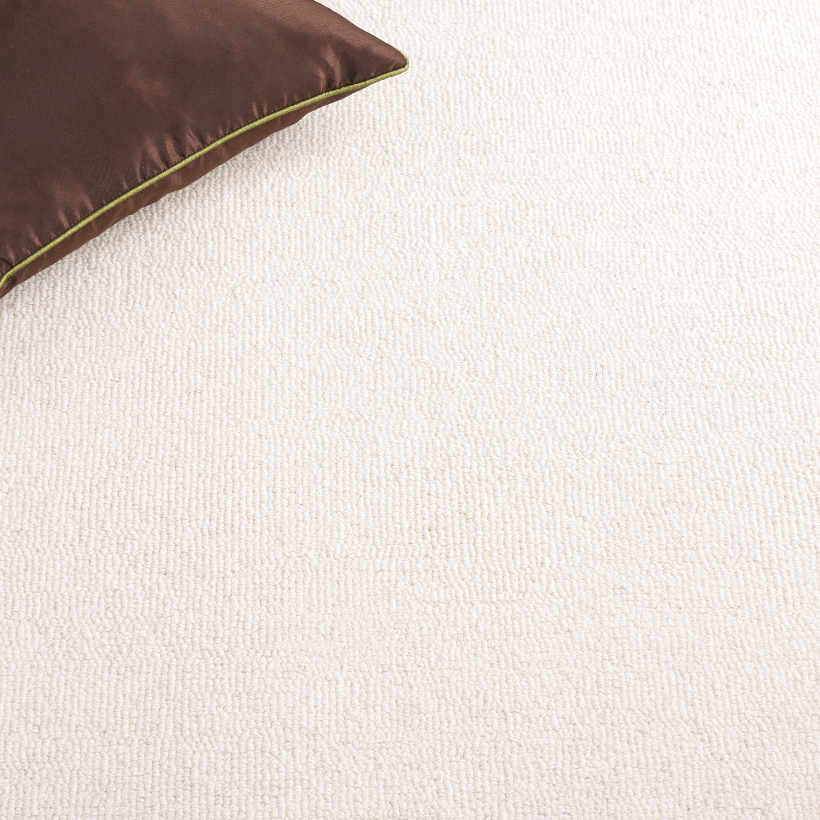 SAFAVIEH Metro Ivonette Bordered Area Rug, Ivory/Green, 6' x 6' Square