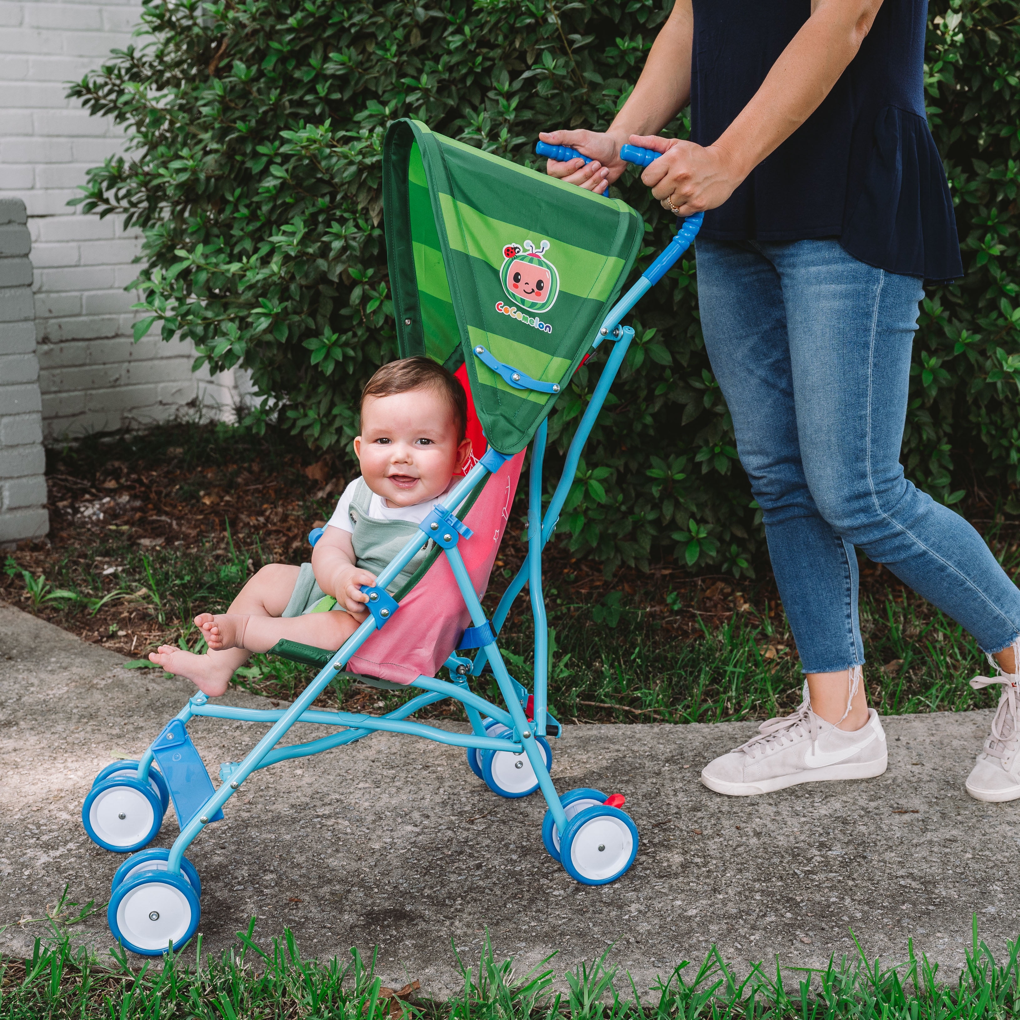 Cocomelon Umbrella Travel Stroller for Toddlers, Easy to Fold (1 Each), Ages 6+ Months, Unisex