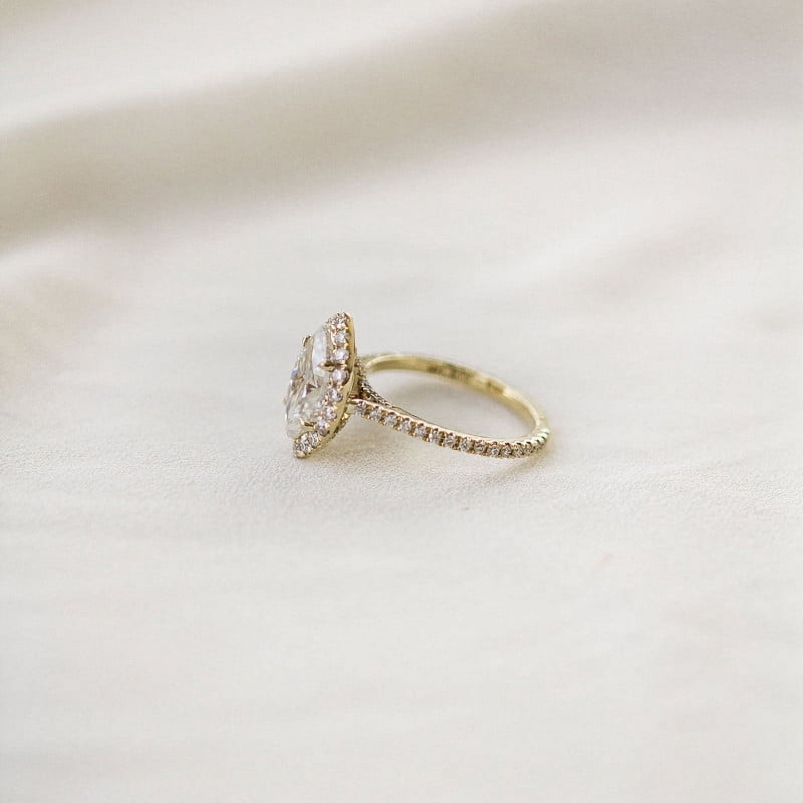 solitaire jewels 1.5CT Marquise Moissanite Halo Engagement Ring For Women, 14K Yellow Gold