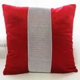 thumbnail image 4 of Ensemble de 2 Housses de Coussin Rouges pour Décoration de Canapé de Noël Taie d'Oreiller Luxueuse 18x18 Pouces, 4 of 4