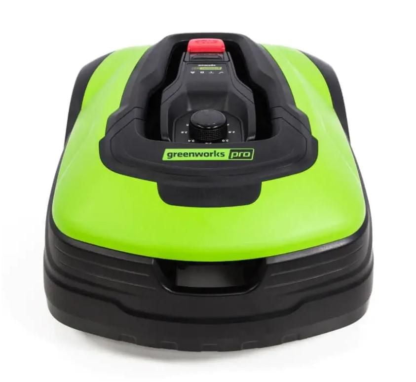 Greenworks Pro 1/2 Acre Height cut Robotic Mower