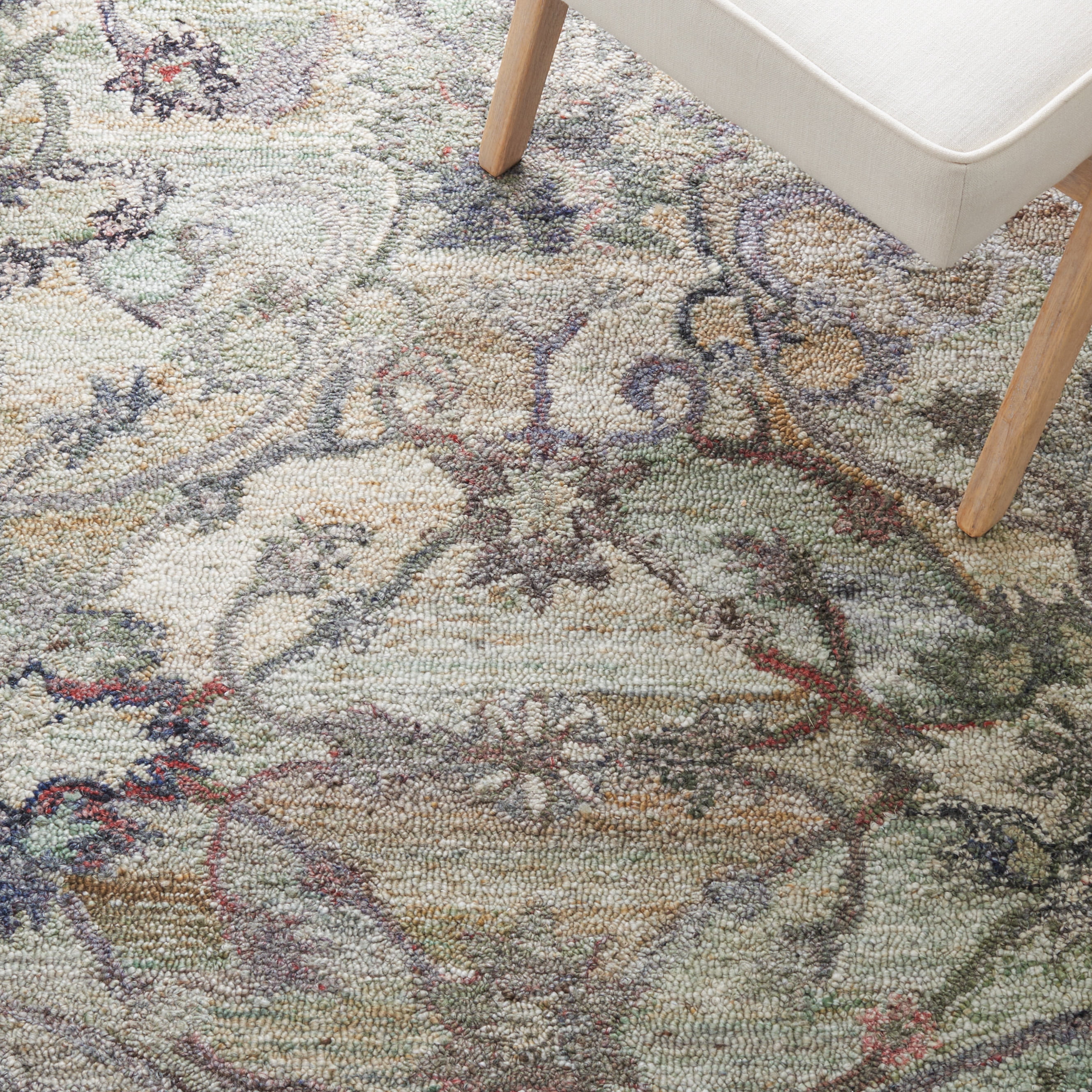 SAFAVIEH Anatolia Jamaar Floral Area Rug, Sage/Beige, 8' x 8' Round