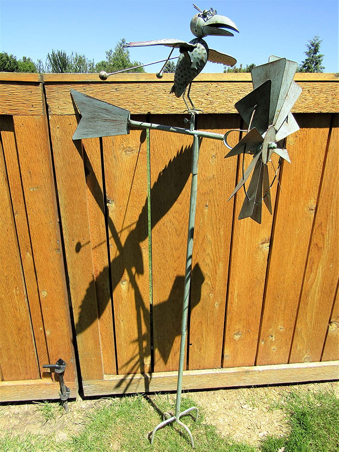 Whimsical Kinetic Metal Bird w/Glasses Yard Stake Wind Spinner Whirly-Gig Windmill Garden Art Bird