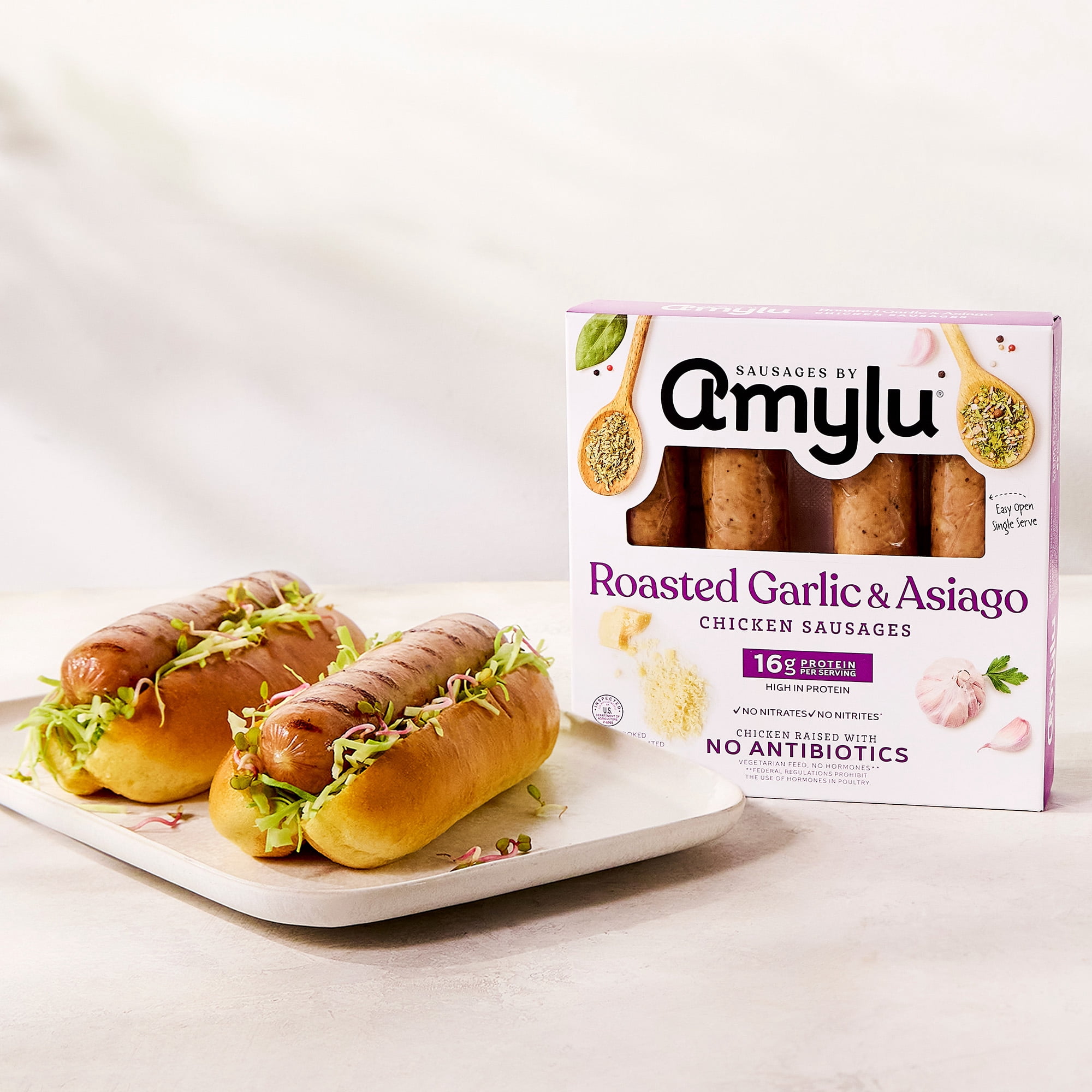 Amylu Foods Roasted Garlic & Asiago Chicken Sausages, 12oz, 4 Count, Refrigerated