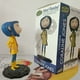 thumbnail image 2 of NECA Coraline – muñeca La puerta secreta, abrigo impermeable, rótula, idea de regalo zhangmengya LED, 2 of 2