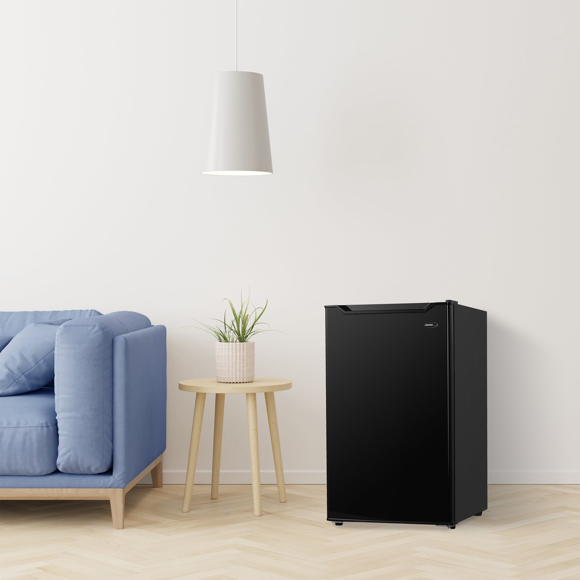 Danby 3.2 cu. ft. Compact Fridge in Black (DAR032B2BM)